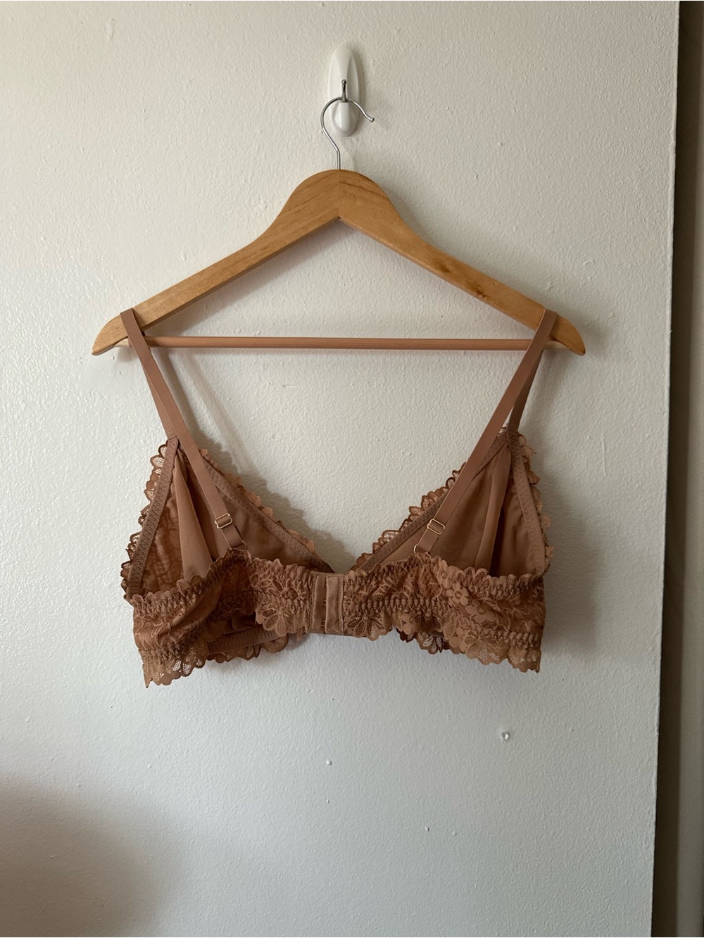 aerie Lace Bralette in Warm Tan - Picture 2 of 6